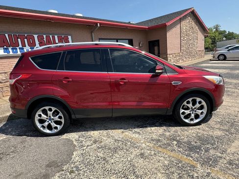 Used 2013 Ford Escape Titanium w/ Parking Technology Pkg FWD image 10