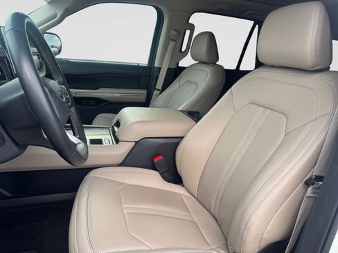 Used 2023 Ford Expedition Max Limited RWD image 11
