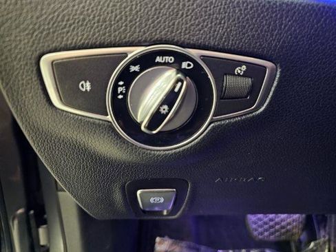 Used 2017 Mercedes-Benz E 300 4MATIC image 14