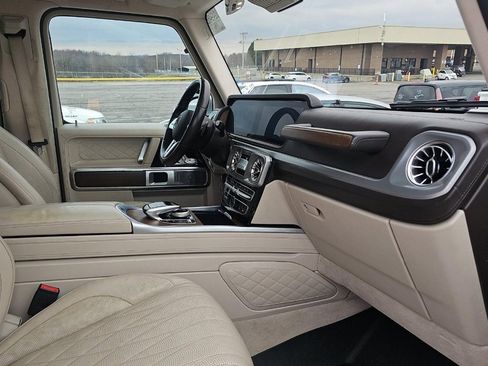 Used 2019 Mercedes-Benz G 550 image 10