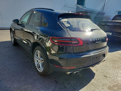 Used 2018 Porsche Macan S image 16