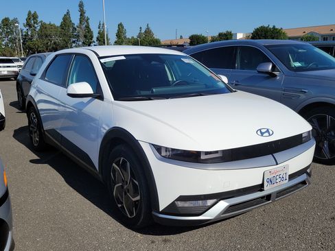 Used 2024 Hyundai Ioniq 5 SEL RWD image 3