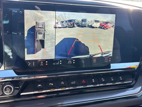 Used 2024 Chevrolet Silverado 1500 ZR2 w/ Technology Package image 14