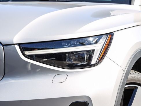 Used 2023 Volvo C40 P8 Recharge Ultimate image 2