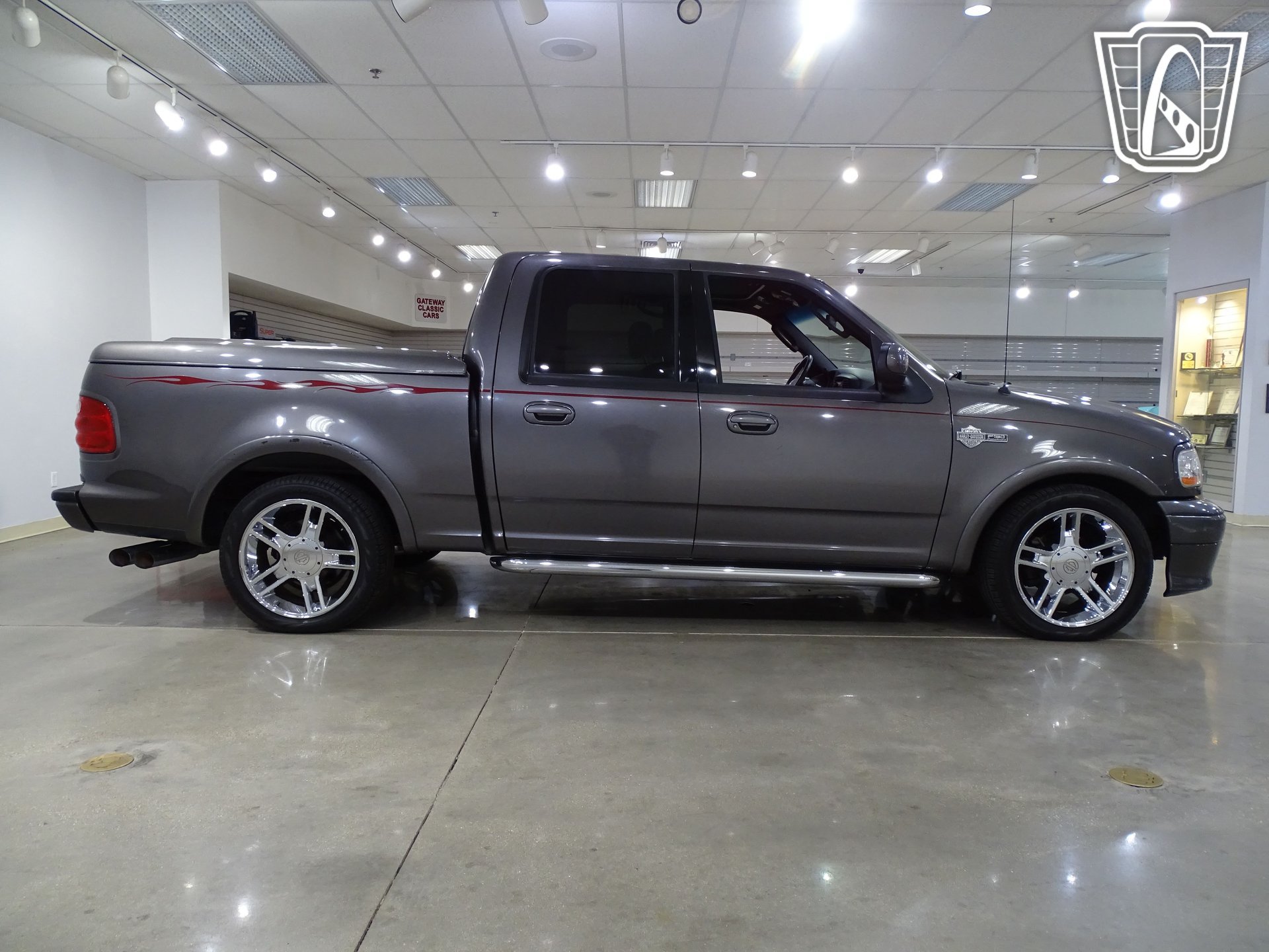 Used 2002 Ford F150 Harley-Davidson RWD image 18