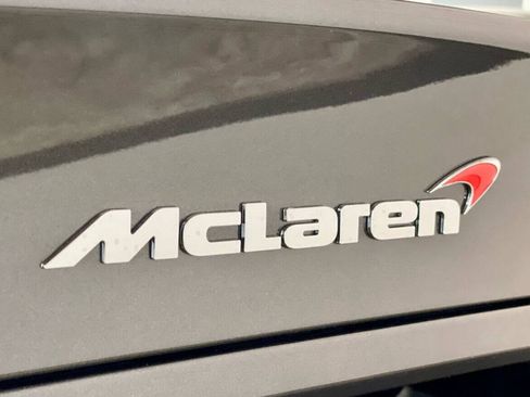 Used 2017 McLaren 570S RWD image 9