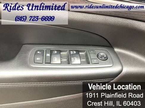 Used 2018 Jeep Grand Cherokee Altitude AWD/4WD image 14