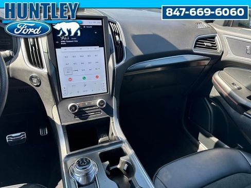 Used 2024 Ford Edge ST-Line image 16