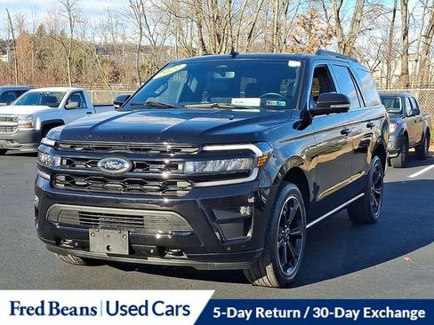 Certified 2022 Ford Expedition Limited image 4