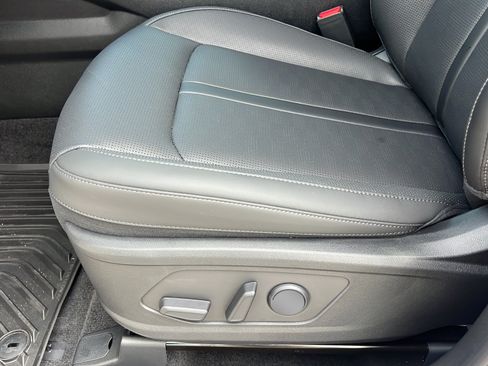 New 2026 Kia Sorento S w/ S Panoramic Sunroof Package FWD image 13