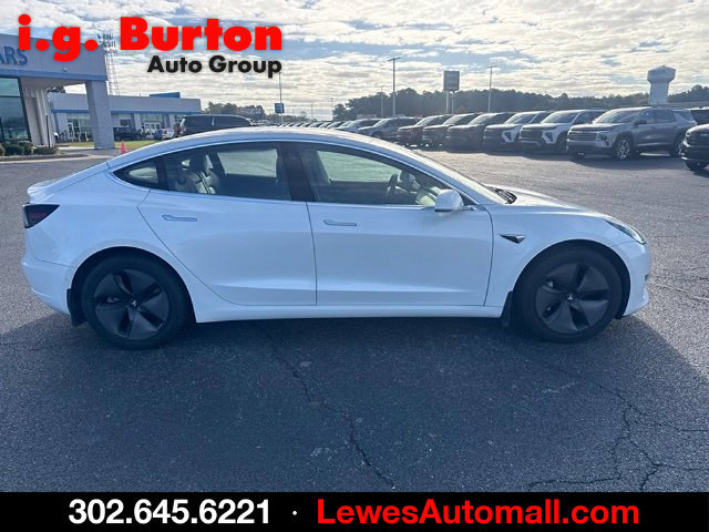 Used 2018 Tesla Model 3 Long Range RWD image 2