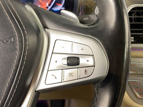 Used 2020 BMW 740i image 16