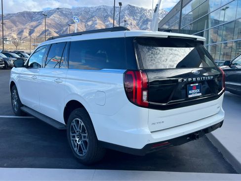 New 2025 Ford Expedition Max Active image 9