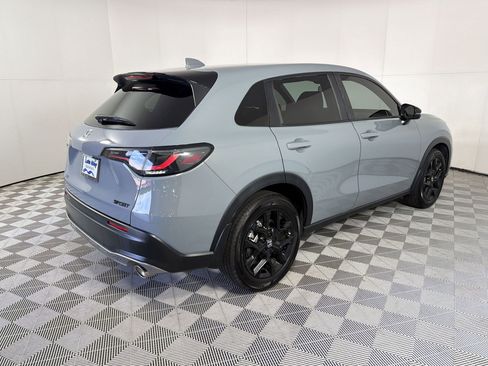 Certified 2025 Honda HR-V Sport image 9