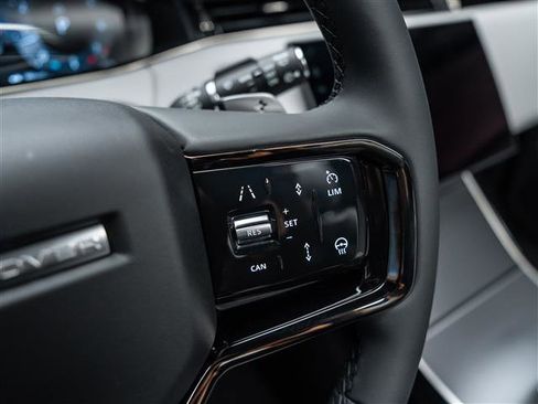 New 2026 Land Rover Range Rover Evoque S image 21