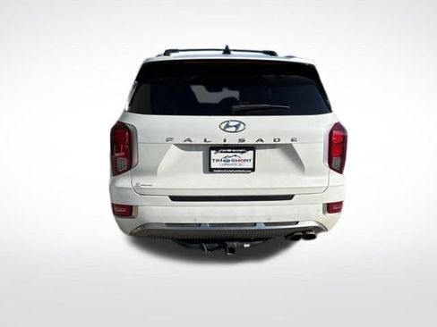 Used 2022 Hyundai Palisade Calligraphy w/ Winter Package image 10