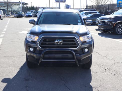 Used 2023 Toyota Tacoma SR5 image 3