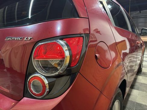 Used 2014 Chevrolet Sonic LT image 10