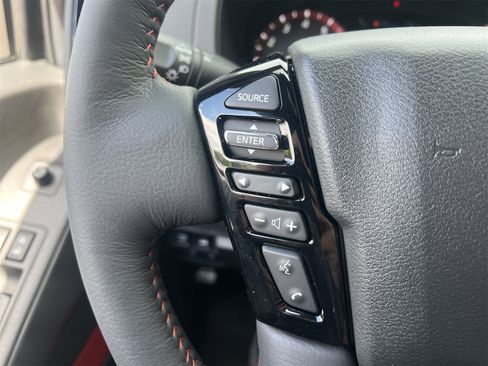 New 2025 Nissan Frontier PRO-4X w/ Pro Convenience Package image 15