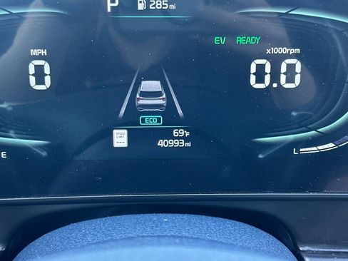 Used 2024 Kia Sportage EX w/ EX Premium Package AWD/4WD image 40