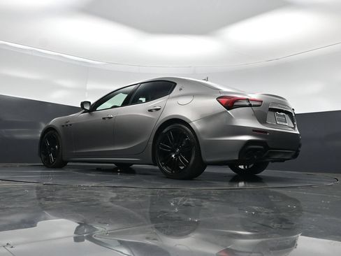 Used 2022 Maserati Ghibli GT RWD image 49