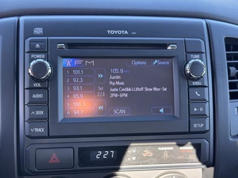 Used 2013 Toyota Tacoma 2WD Regular Cab image 21