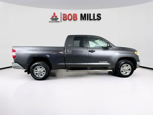 Used 2016 Toyota Tundra SR5 AWD/4WD image 8