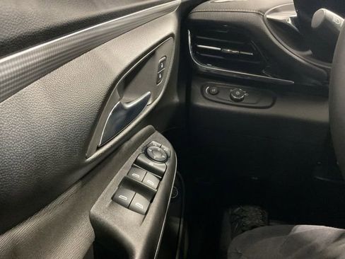 Used 2024 Buick Envista Avenir image 17