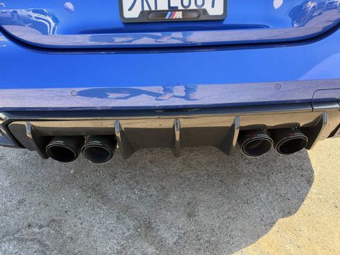 Used 2021 BMW M4 Competition w/ Executive Package image 31