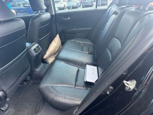 Used 2016 Honda Accord EX-L image 9