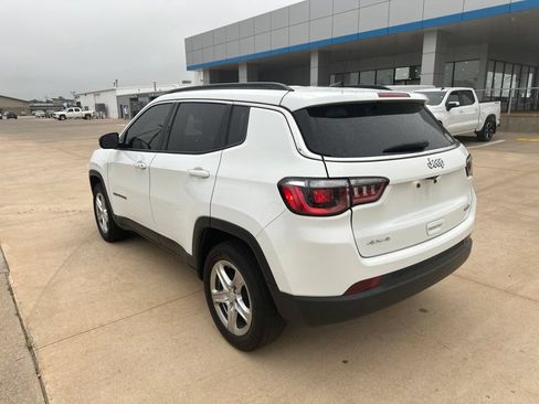 Used 2023 Jeep Compass Latitude AWD/4WD image 29