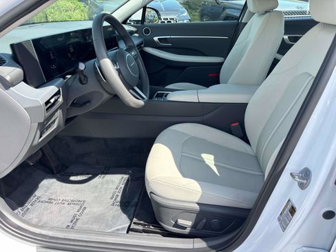 Certified 2026 Hyundai Sonata SEL AWD/4WD image 10