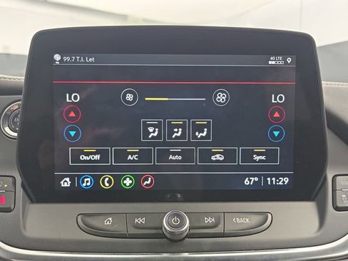 Used 2024 Chevrolet Blazer LT w/ Convenience Package FWD image 32