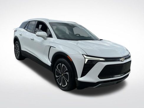 Used 2024 Chevrolet Blazer EV LT AWD/4WD image 16
