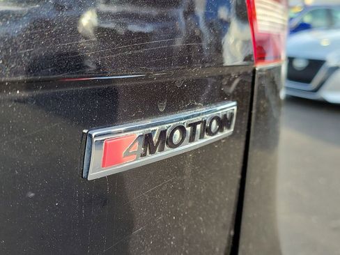 Used 2020 Volkswagen Tiguan SEL Premium R-Line w/ 3rd Row Seat Package image 10