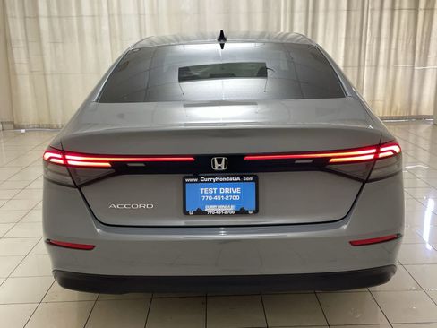 Certified 2025 Honda Accord SE image 28