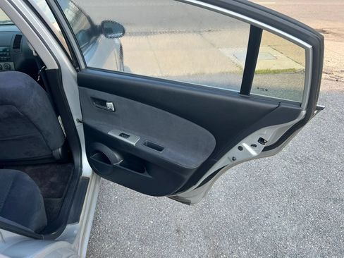 Used 2005 Nissan Altima 2.5 S w/ (K92) Protection Pkg FWD image 12