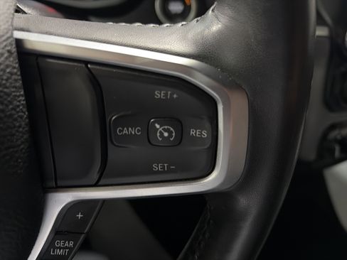 Used 2024 RAM 2500 Big Horn AWD/4WD image 16