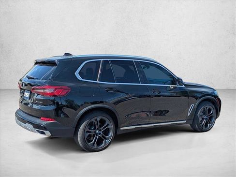 Used 2019 BMW X5 xDrive40i w/ Convenience Package AWD/4WD image 5