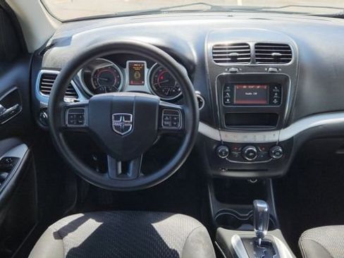 Used 2020 Dodge Journey SE w/ Blacktop Package FWD image 24