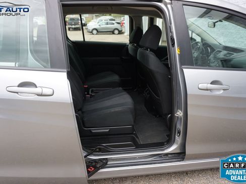 Used 2013 MAZDA MAZDA5 Touring FWD image 23