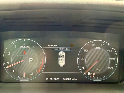 Used 2014 Land Rover Range Rover Autobiography image 29