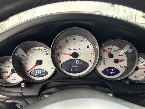Used 2011 Porsche 911 Turbo S AWD/4WD image 27
