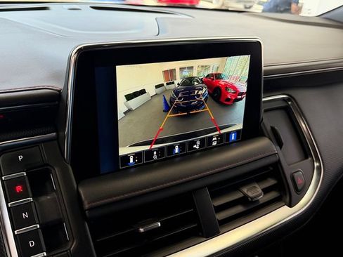 Certified 2022 Chevrolet Suburban RST w/ Luxury Package RWD image 19