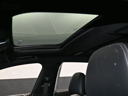 Used 2016 BMW 750i xDrive image 12