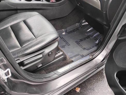 Used 2015 Dodge Durango Limited w/ Nav & Power Liftgate Group image 26