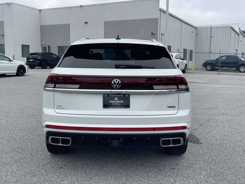 Certified 2024 Volkswagen Atlas Cross Sport SEL R-Line AWD/4WD image 7