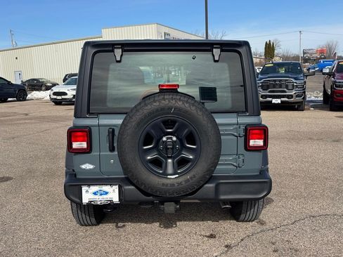 Used 2024 Jeep Wrangler Sport AWD/4WD image 3