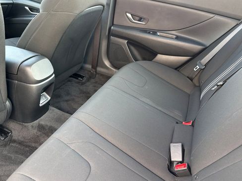 Certified 2025 Hyundai Elantra Blue image 15