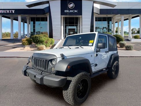 Used 2017 Jeep Wrangler Sport w/ Quick Order Package 24S AWD/4WD image 4
